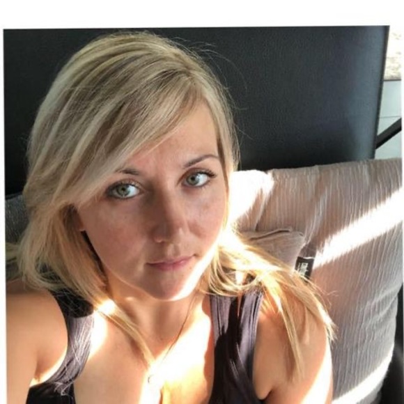 Meet your Posher, Jessica - Picture 1 of 1